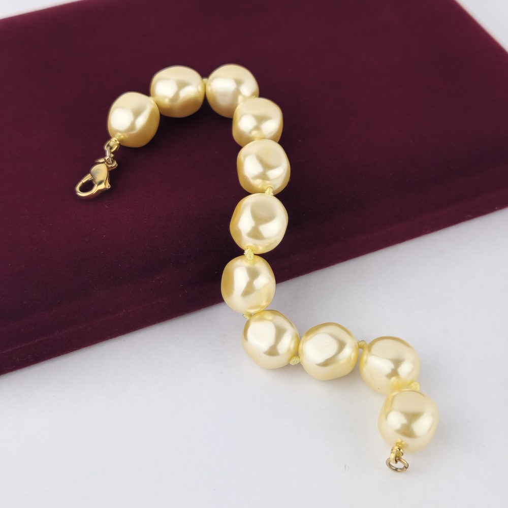 Vintage Monet Faux Pearl Knotted Bracelet Champagne Baroque Beads Gold Tone